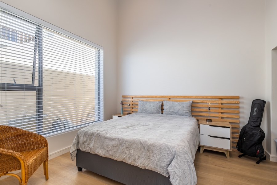 4 Bedroom Property for Sale in Whale Rock Western Cape